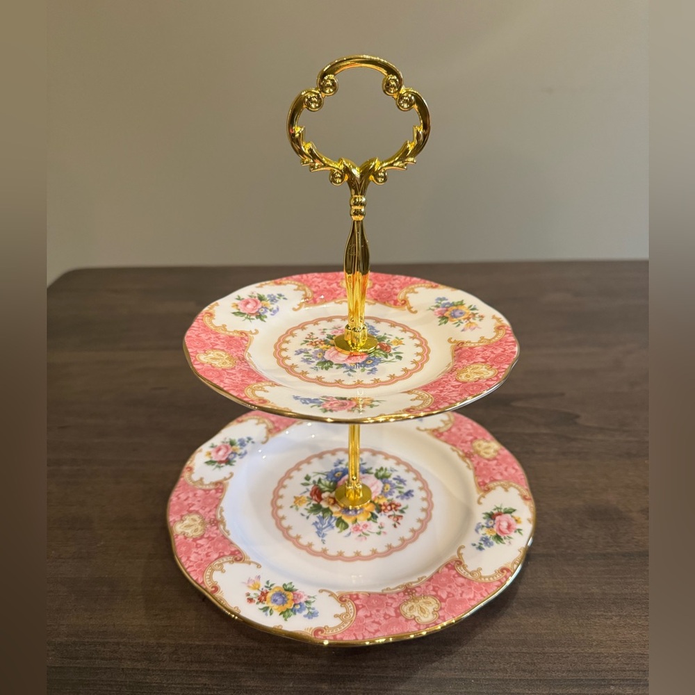 Royal Albert Lady Carlyle England Two-Tier Dessert/Cake Stand